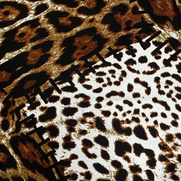 Leopard Pattern Skinny Skirt (Color: Multi Leopard Patterns) - Picture 4 of 5